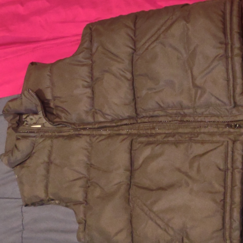 Boys black puffer vest Old Navy
